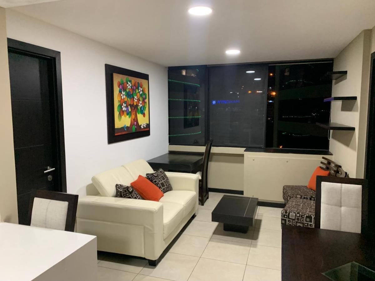 Puerto Santa Ana, Torres Bellini, 2 Dormitorios, Parqueo Guayaquil Dış mekan fotoğraf